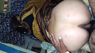 There was no one at home, except for my stepsister, I picked up my stepsister's skirt from behind and made my stepsister 