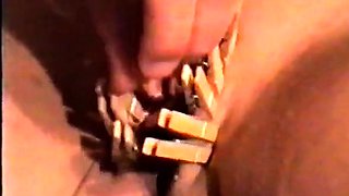 Dansk amatr Beth Jones' Extreme Pussy Fingerering