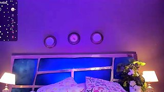 AMATEUR BIGTIT BLONDE TEEN MASTURBATES IN STALKINGS