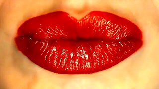 Bad Gal Goldie Rush Ravaging In The Sofa With Her Puny Bosoms - Juliana Grandi