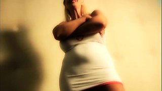 Big Boobed Blonde Masturbates With A Dildo In The Bathroom