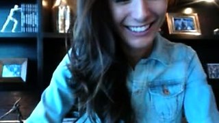 Lovely Amateur teen brunette masturbating outdoor