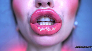 Bright Pink Lipgloss Halloween Kiss Sticky Dream Marks
