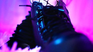 Big boobs webcam babe masturbates and rides her toy