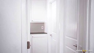 Busty Rides Manuel Ferraras Fat Cock In Cowgirl