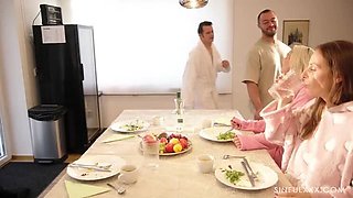 Sam Bourne & Antonia Sainz Fuck in Passionate Foursome - Blowjob & Doggystyle HD