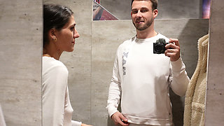 Pakistani Mina Javed - in the Locker Room Until the Happy Ending