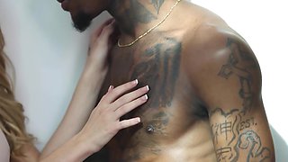 Big Bum Ebony Star Ashley Aleigh’s Oily, Hard sex Adven