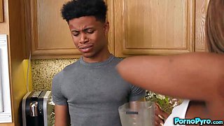 Victoria Cakes Smoothers Her Man Lil D WIth Her Huge Bl