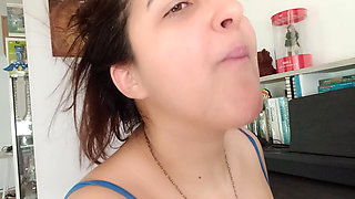 Doing Huge and Messy Bubblegum Bubbles - Bunny Looner