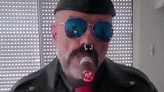 Red Tie in Full Langlitz