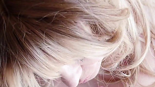 Sex with curvy stepmom before you catch the bus to college