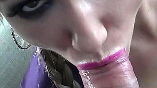 Backstage from filming including spontaneous clip