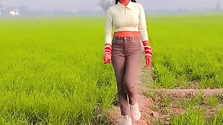 Girlfriend ko Oyo me new year ka party dene ke bahane pel diya