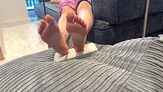 Footjob Foot Massage Foot Dangle Big Cumshot