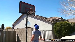 Brazzers - mom got boobs - frolicking pick-up ball with rayle