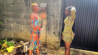 Bubble Butt Black Lesbians Scissoring