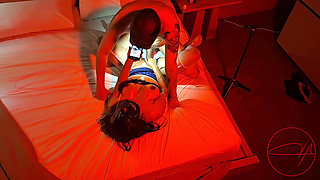 Influencer Debuts a Gifted, Without a Condom and Covered in Oil Until They Ejaculate Inside Her