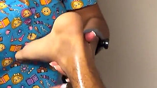Wellness Hand Triggers & Gentle Oil Sounds Leyne Rodriguez