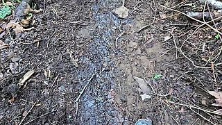 Nerdy Faery Outdoor Pee Desperation - Hairy Pussy Pissing in Tight Jeans HD