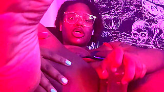 Big Tit Ebony BBW Loves to Cream on Dildo