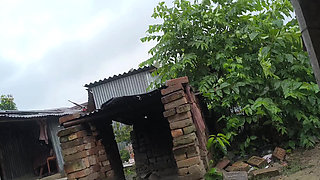 Barish hote samay bhabhi ki chudai ki fouking sex