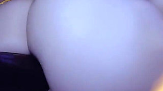 Horny White Slut Offers Her Massive Juicy Ass to Boss