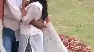 Viral Tamil School Paramour Outdoor Romance Privately Recorded