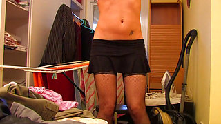 Alyssa Hiding and Wanking on Cam