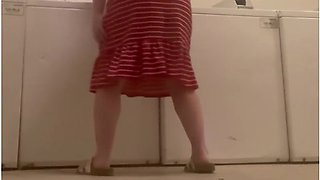 I Pissed Myself In The Laundry Mat, I Hope No Dog Sas
