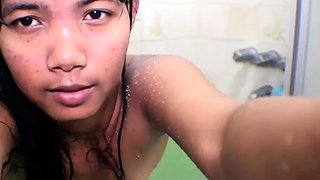 Sexy hottie Anetta Keys enjoys a solo toy masturbation