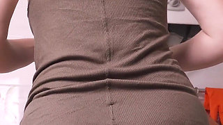 Hot Wife Cooking and Flashing Ass