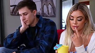 Hardcore mummy loves to take it in both fuckholes with her