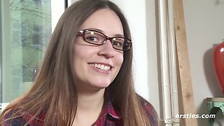 Ersties -Die kreative Lena B. tüftelt gerne an sich selbst