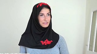Mature Muslim Ladies Crave Forbidden Passion in Interracial Heat