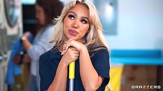 Laundromat Loads - Luna Luxe, Kai Jaxon, Sheem The Dream