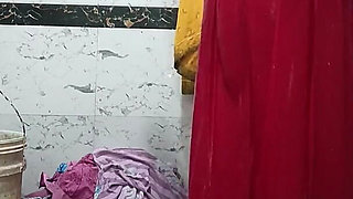 Priya Bhabi Nice Body and Big Ass Show