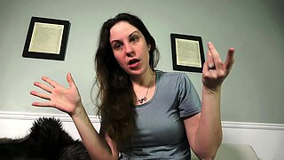Flexible pale brunette with foot fetish does hot footjob