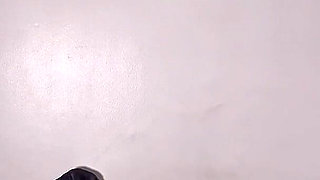 My Roommate Is Good on Bed