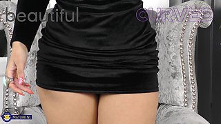 Thick Milf Tiny With Her Firm Big Breasts, Perfect Ass And Beautiful Curves Masturbates At Home