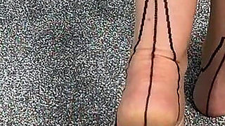 Mrs Mature Feet From Hold Ups to Fully Fashioned 431