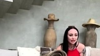 She Looks Like A Terminator, But Everybody Love Her