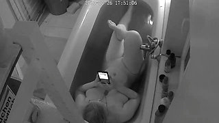 Cam of Wife in the Bath