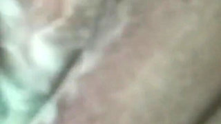Sexy Filipina MILF Loves Making a Creamy Mess