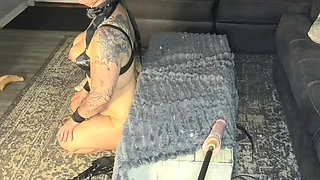 Slut gets her facial