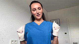Eva Keks Gloves Up for Latex Gloppy Cumshot Finish