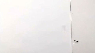Double amputee masturbates screaming for cock!