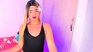 Amateur Solo Shemale Masturbation