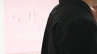 Sponsor Girl Getting Her Holes Sucked Before Meeting the Chairman