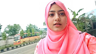 Desi Beautiful Girl Outdoor Tour and Sex in the Hotel Room